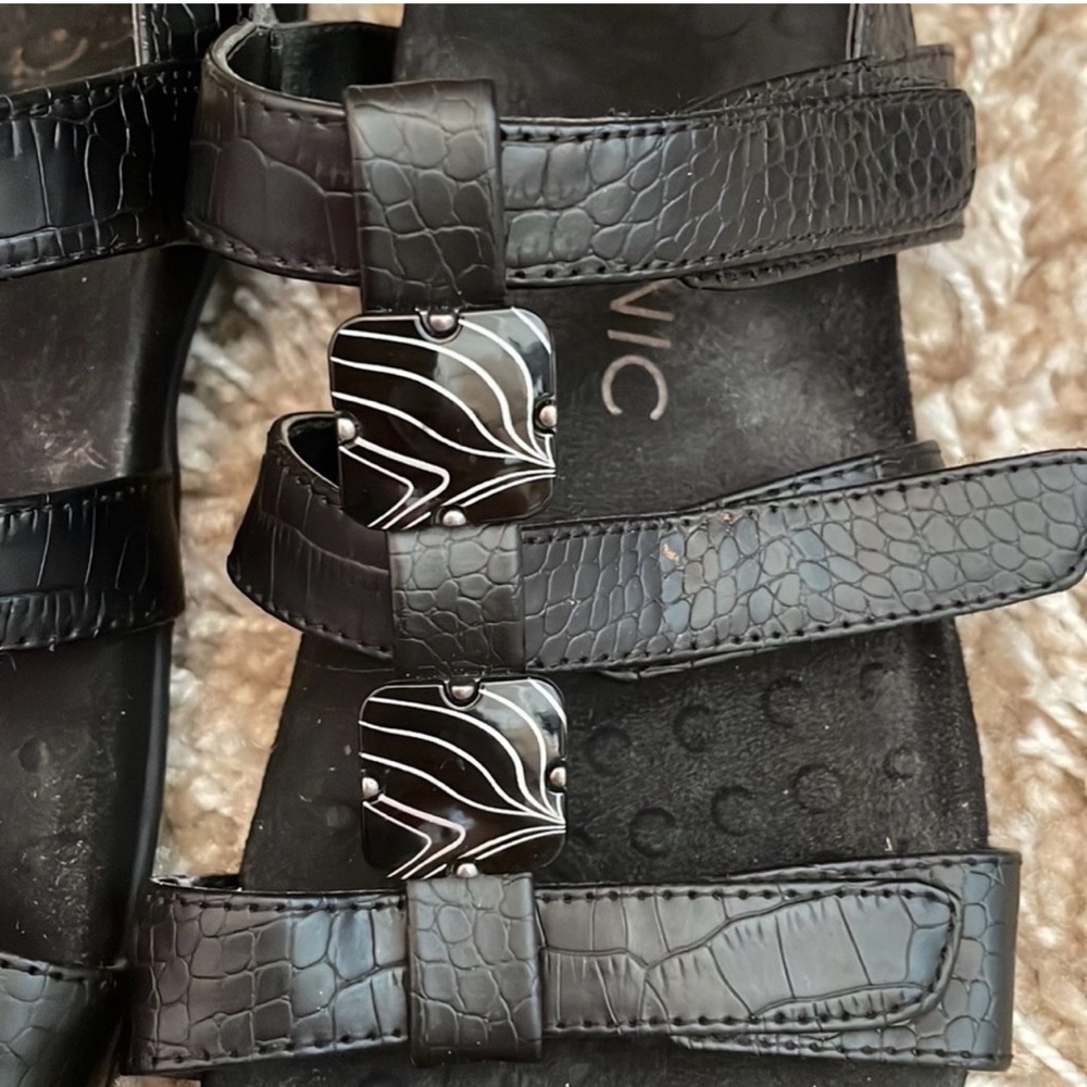 Vionic Amber Adjustable Black Crocodile Sandals W… - image 4